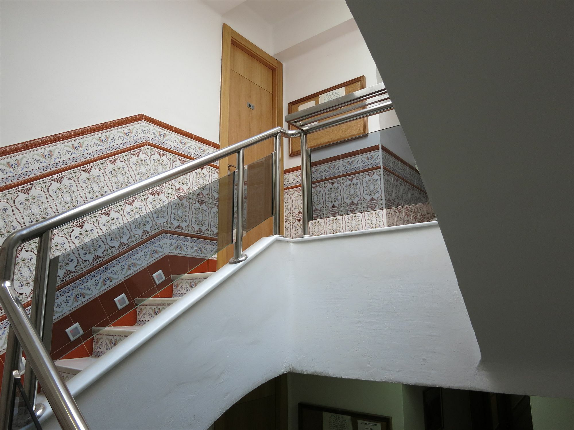 Hostal Guillot Torremolinos Exterior photo